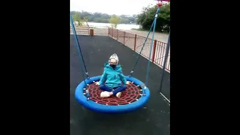 Качеля паутина